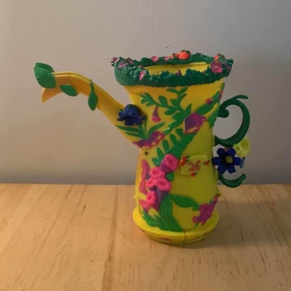 Dream Garden Tea Pot Toy - Picture 2 of 4